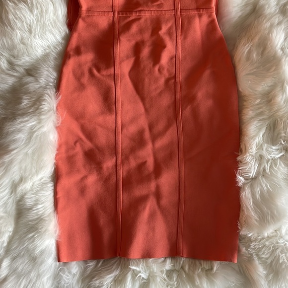 BCBG MAXAZRIA DRESS - Picture 4 of 6